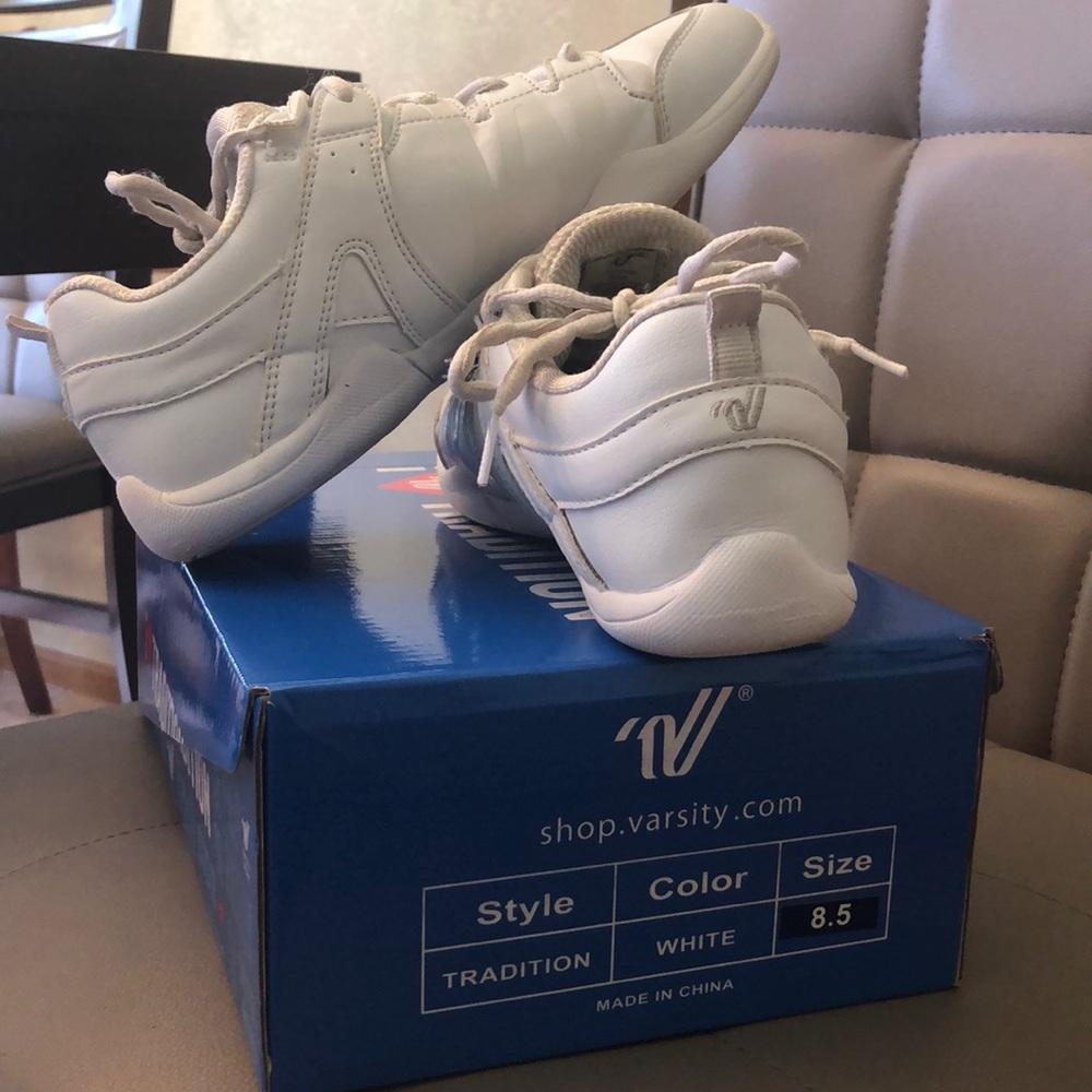 Varsity Tradition Cheer shoe
